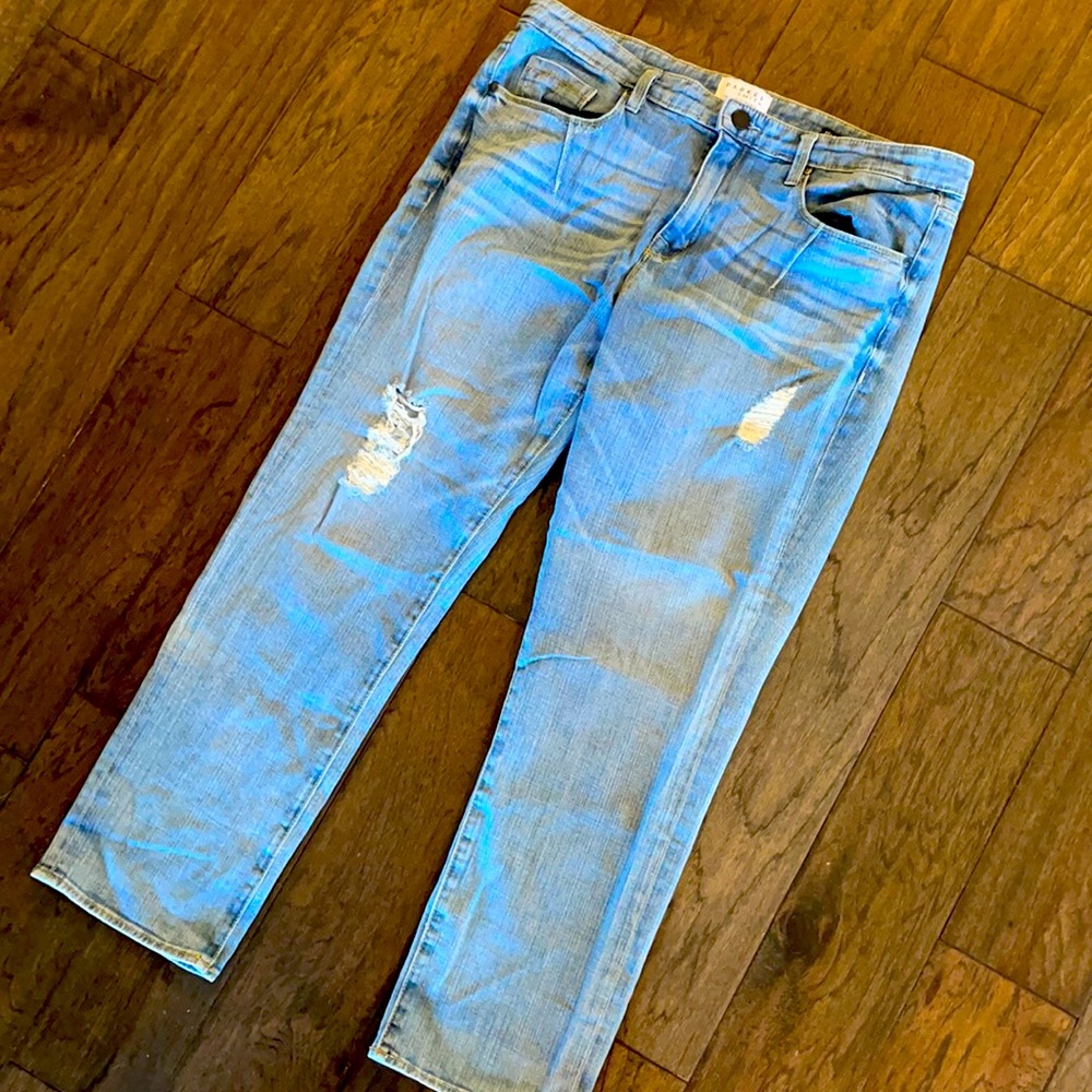 Parker Smith relaxed fit size 31 with ripped holes Jean
